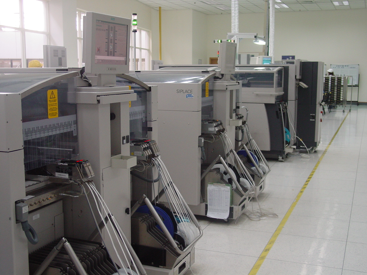 國產電子貼裝核心設備處于什么水平？跟頂級水平有多大差距？